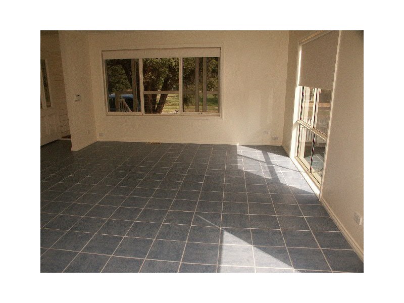 16 Rutter Avenue, Healesville VIC 3777