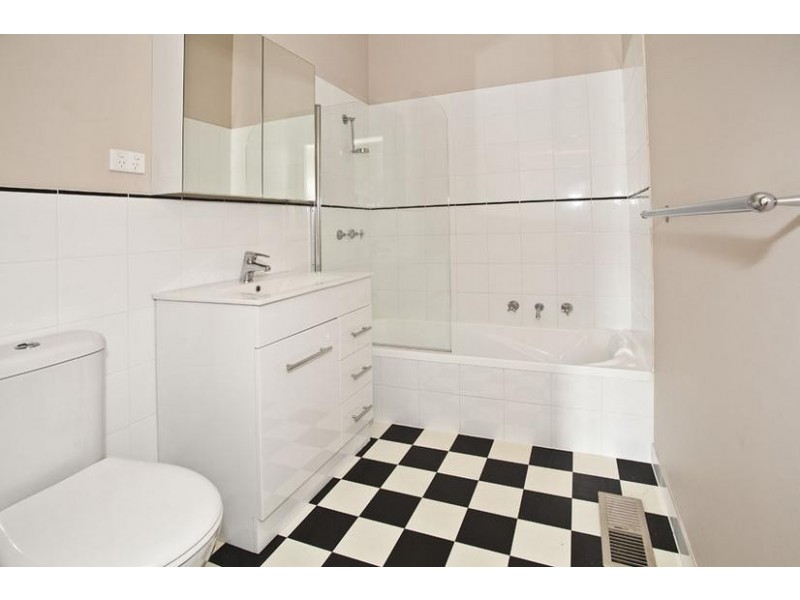 4 Old Fernshaw Road, Healesville VIC 3777