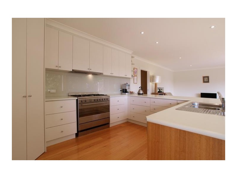 14 Pockett Lane, Healesville VIC 3777