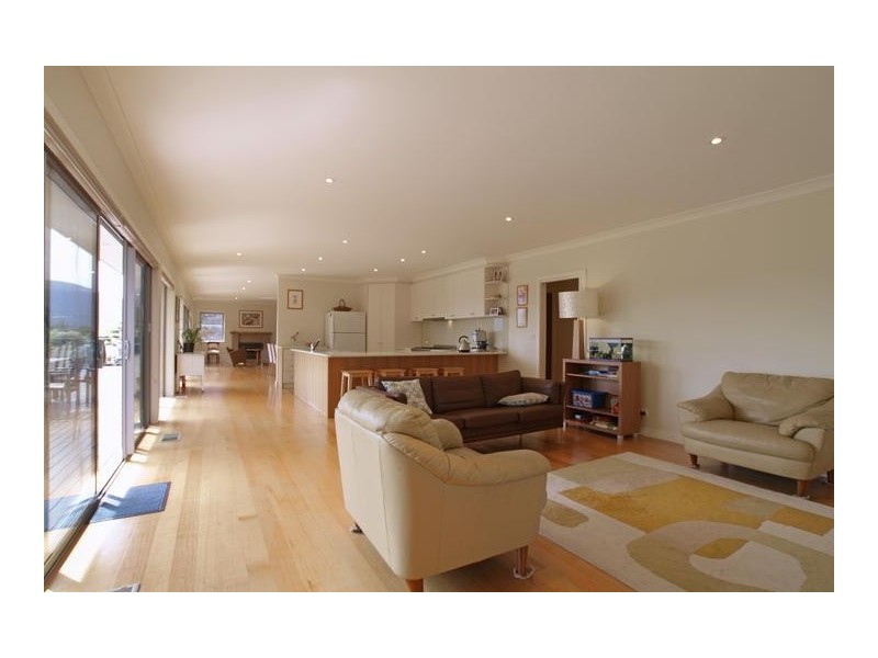 14 Pockett Lane, Healesville VIC 3777