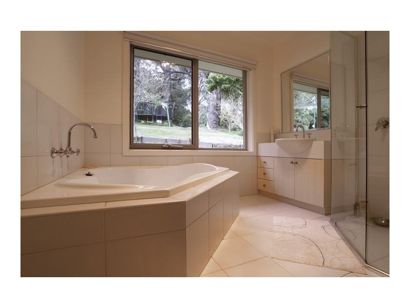 14 Pockett Lane, Healesville VIC 3777