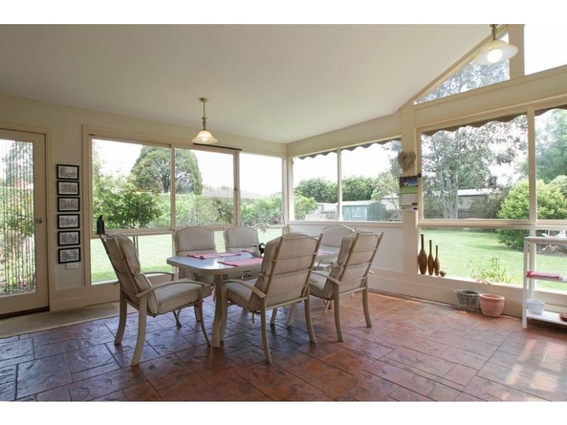 74 Farnham Road, Healesville VIC 3777