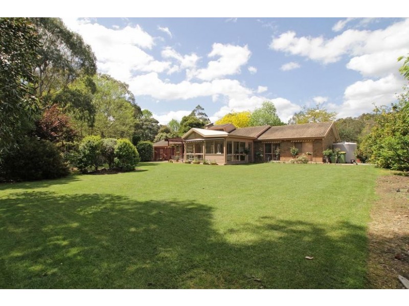 74 Farnham Road, Healesville VIC 3777