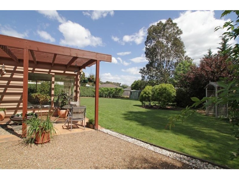 74 Farnham Road, Healesville VIC 3777