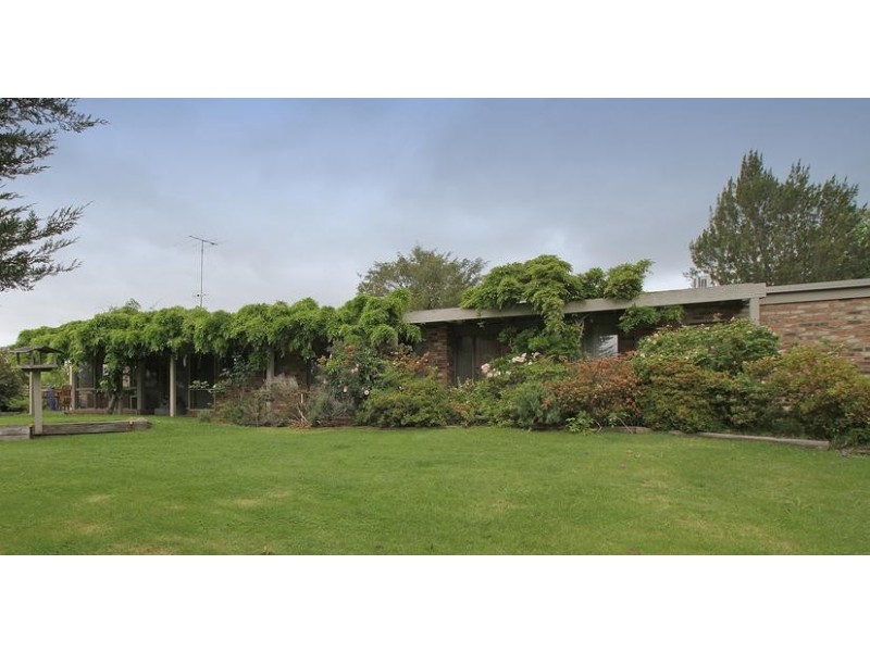 11 Chaffer Street, Healesville VIC 3777