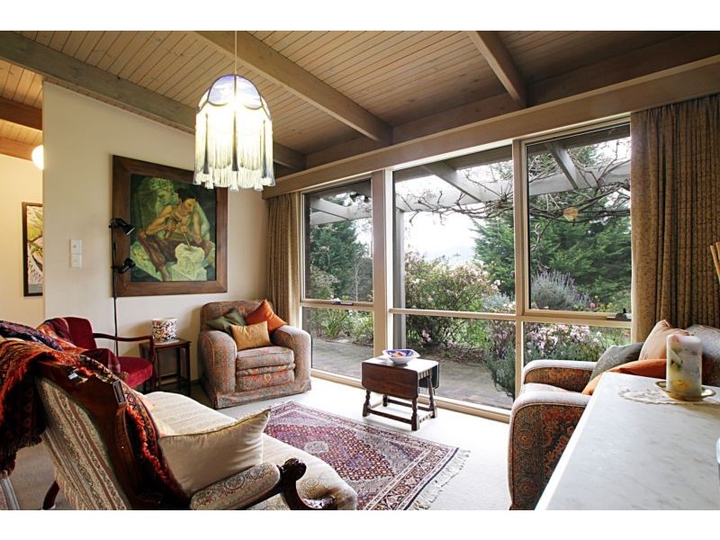 11 Chaffer Street, Healesville VIC 3777