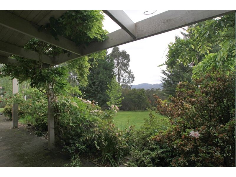 11 Chaffer Street, Healesville VIC 3777