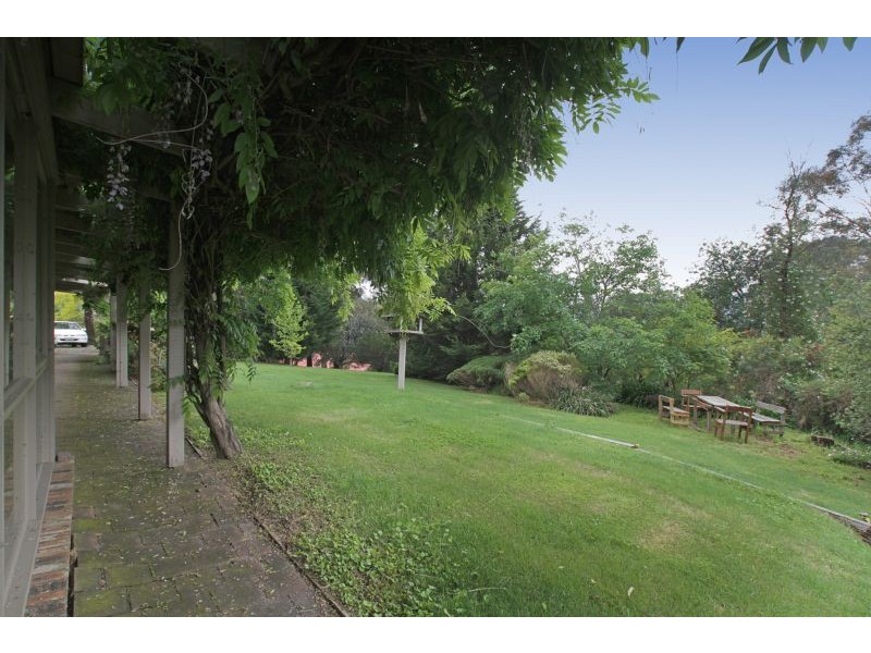 11 Chaffer Street, Healesville VIC 3777