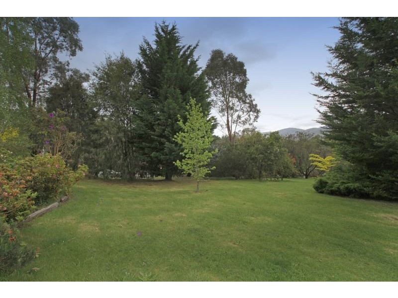 11 Chaffer Street, Healesville VIC 3777