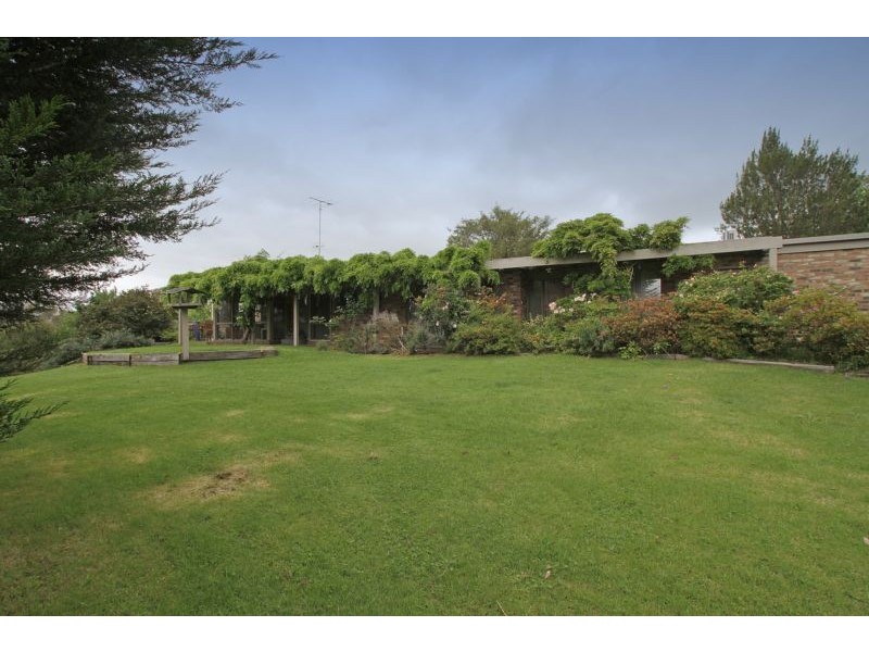 11 Chaffer Street, Healesville VIC 3777