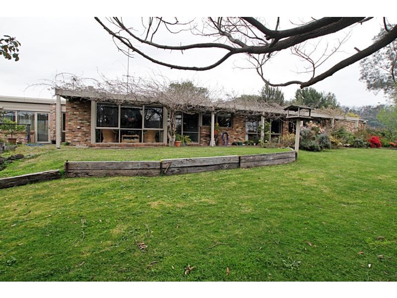 11 Chaffer Street, Healesville VIC 3777