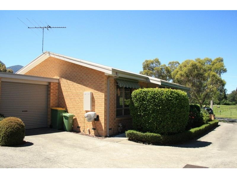 1/25 Elamo Road, Healesville VIC 3777