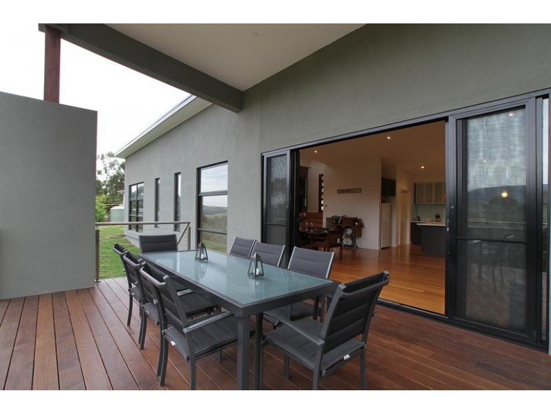 20 Hillcrest Grove, Healesville VIC 3777
