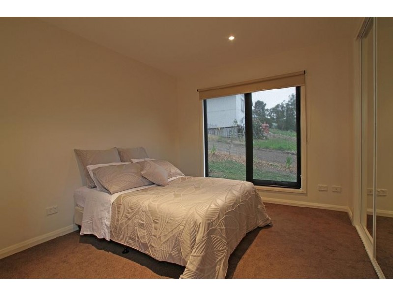 20 Hillcrest Grove, Healesville VIC 3777