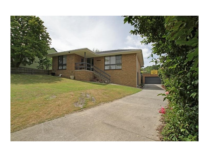 46 Symons Street, Healesville VIC 3777