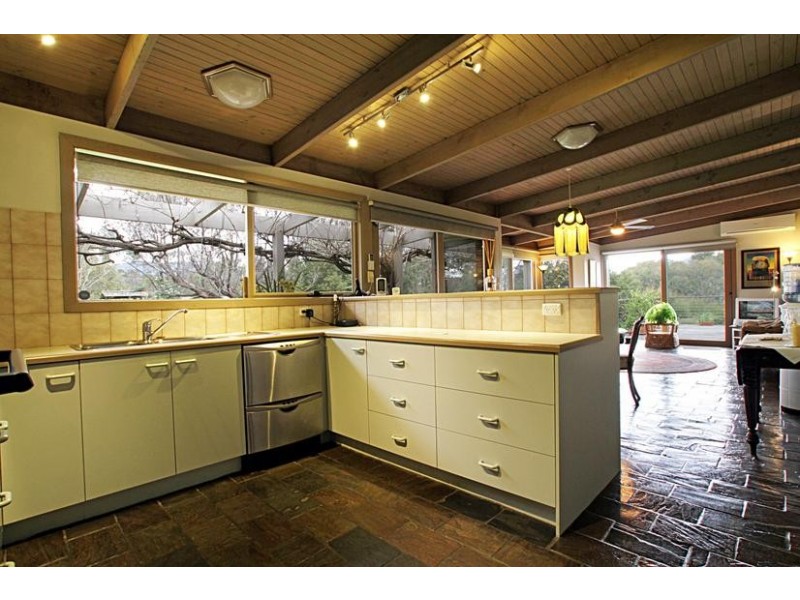 11 Chaffer Street, Chum Creek VIC 3777