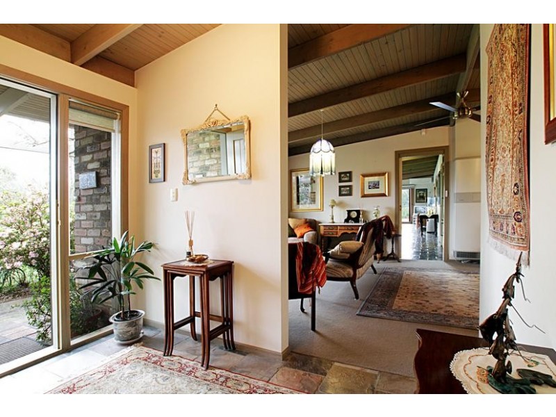 11 Chaffer Street, Chum Creek VIC 3777