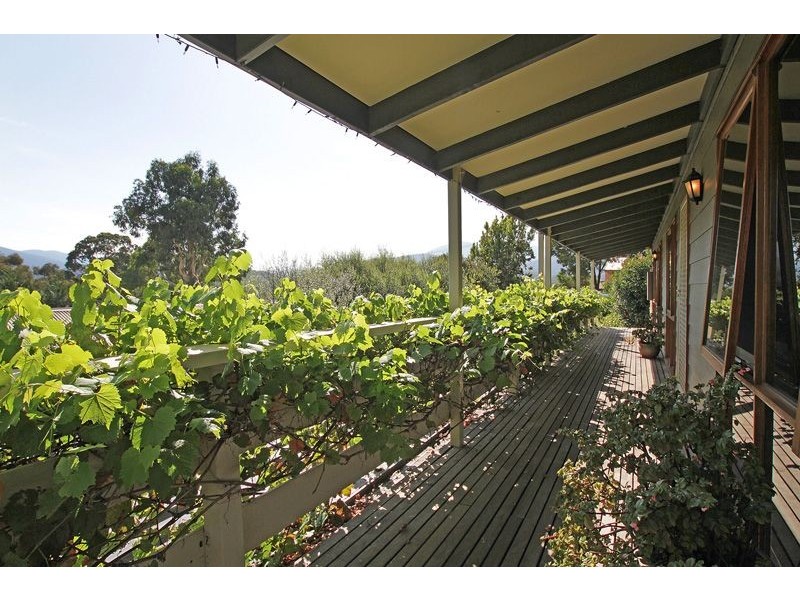 1 Stephens Road, Healesville VIC 3777