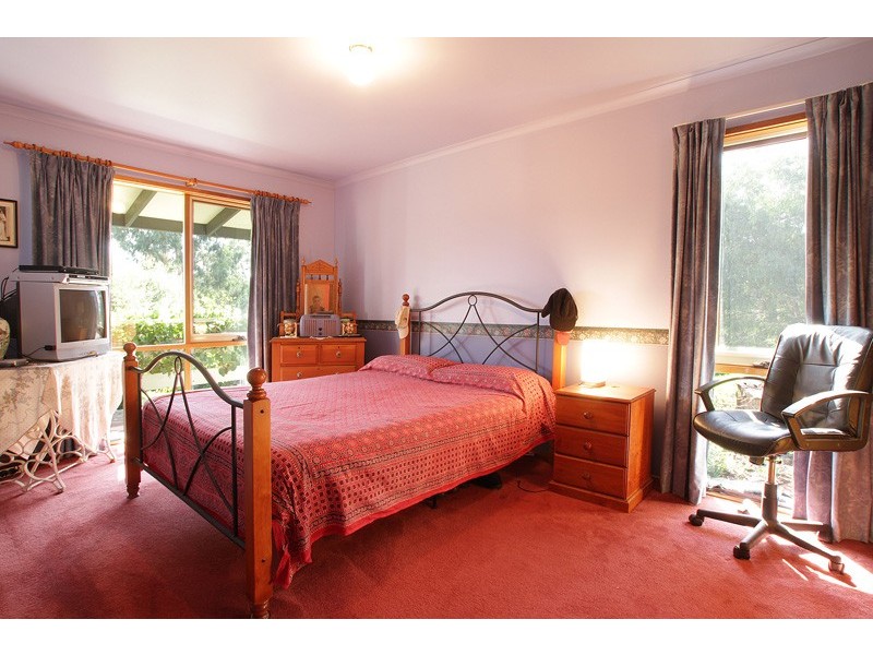 1 Stephens Road, Healesville VIC 3777
