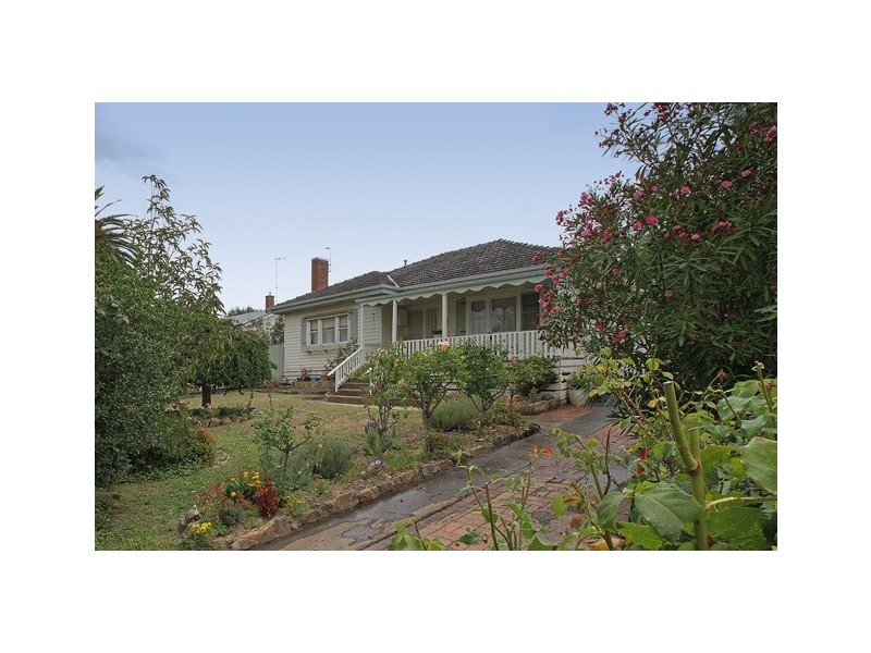 8 Blannin St, Healesville VIC 3777