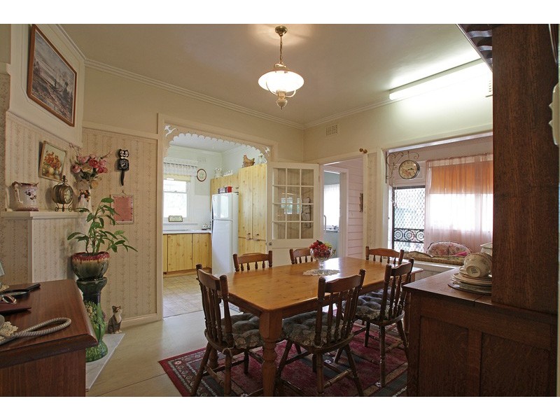 8 Blannin St, Healesville VIC 3777