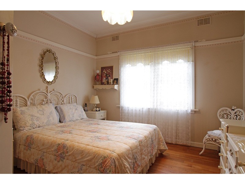 8 Blannin St, Healesville VIC 3777