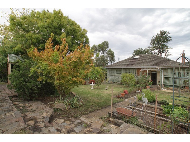 8 Blannin St, Healesville VIC 3777