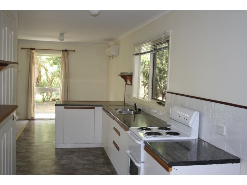 2/2A Maroondah Parade, Healesville VIC 3777