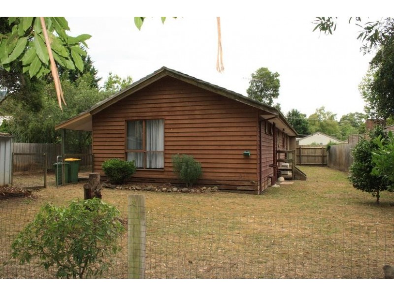 19 Bluegum Drive, Healesville VIC 3777