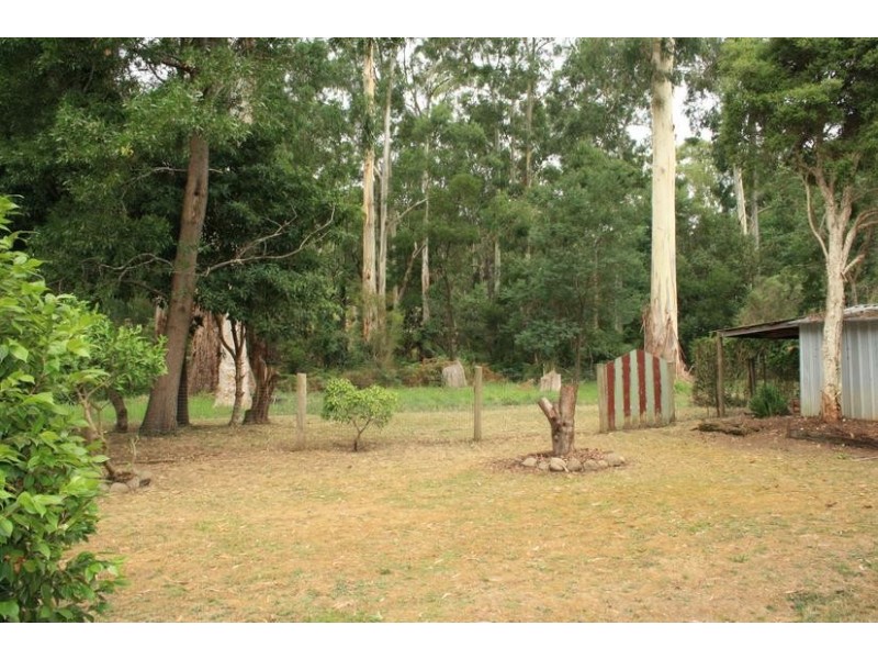 19 Bluegum Drive, Healesville VIC 3777