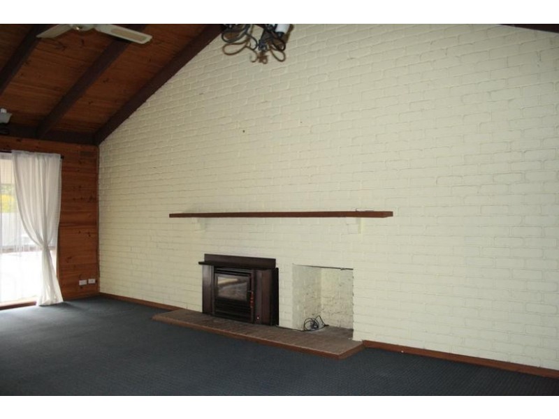 19 Bluegum Drive, Healesville VIC 3777