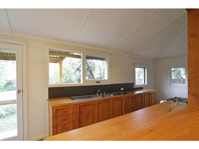 2 McGrettons Road, Healesville VIC 3777