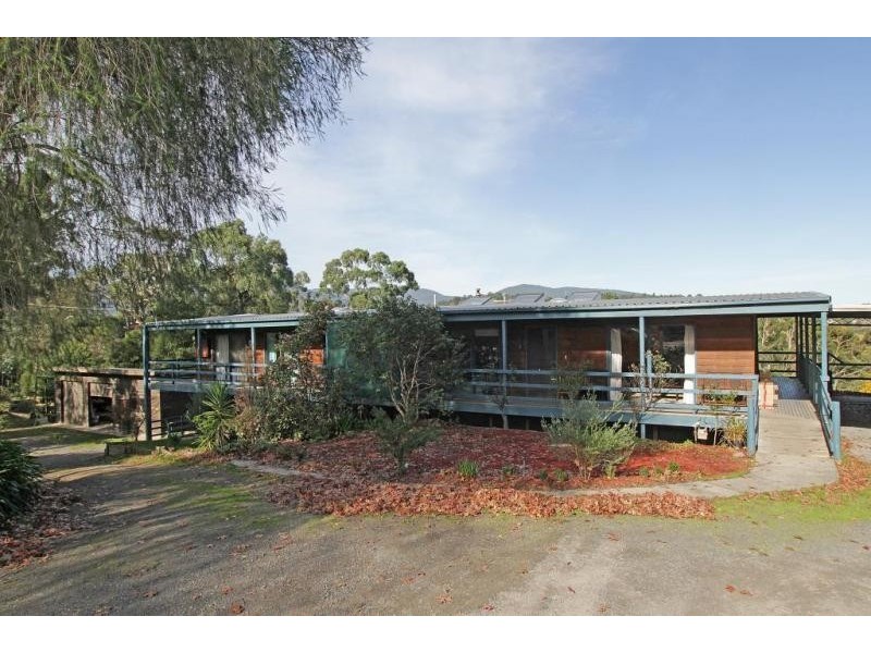 4 Clive Avenue, Healesville VIC 3777