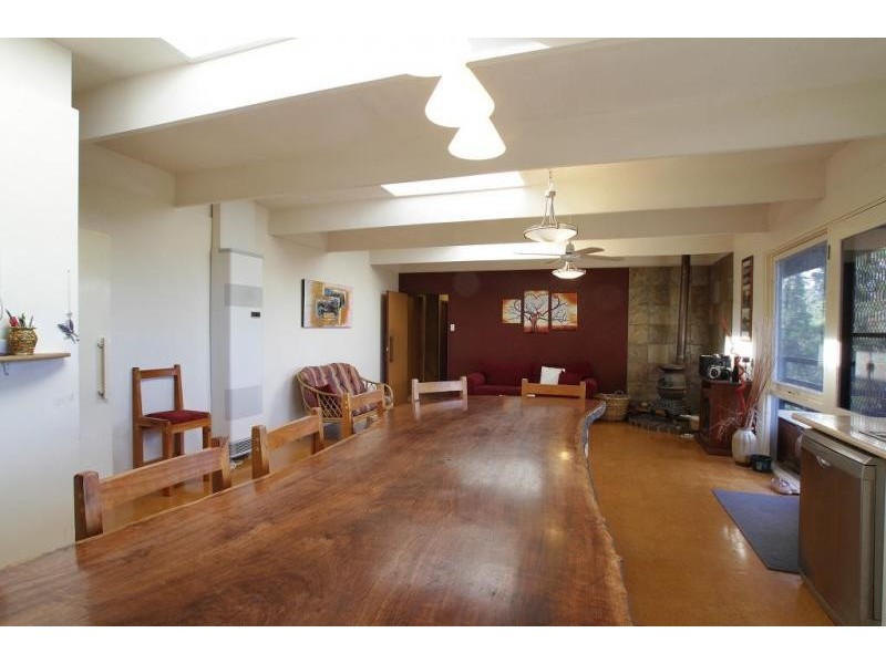 4 Clive Avenue, Healesville VIC 3777