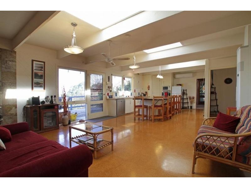 4 Clive Avenue, Healesville VIC 3777