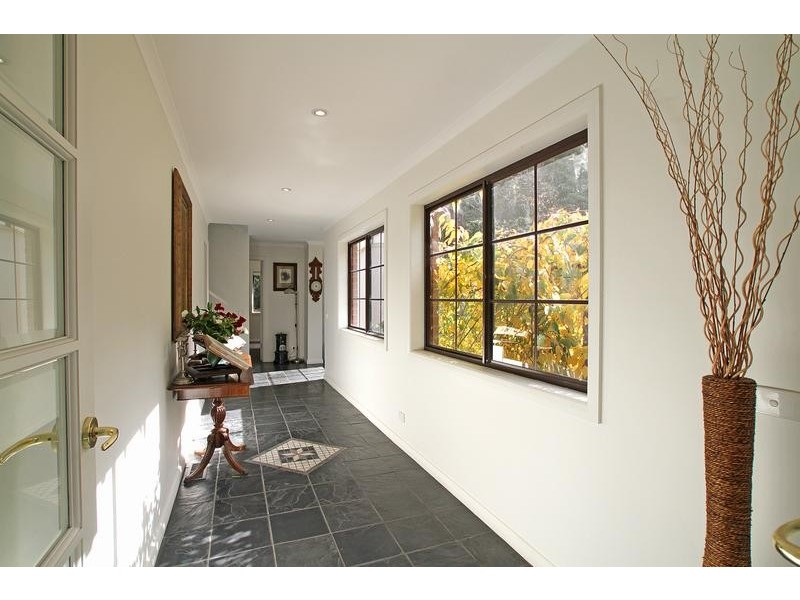 292 Nyora Road, Mount Toolebewong VIC 3777