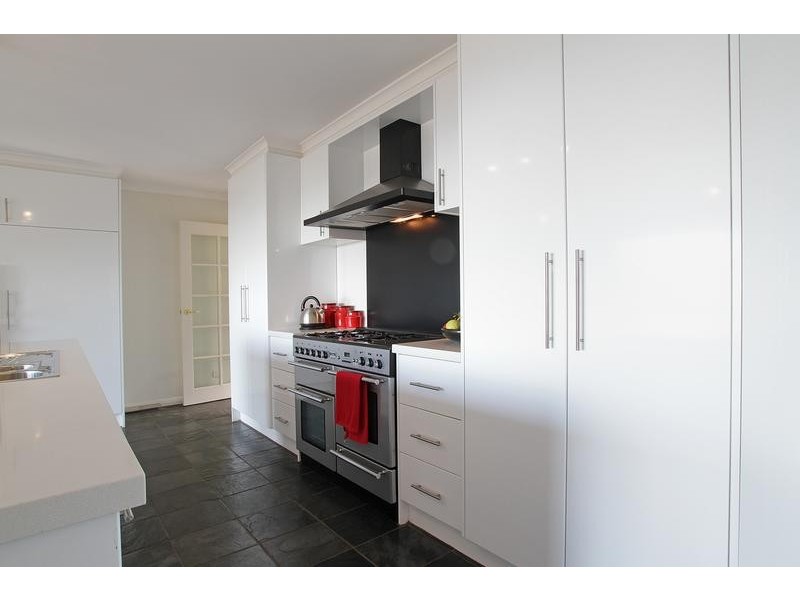 292 Nyora Road, Mount Toolebewong VIC 3777