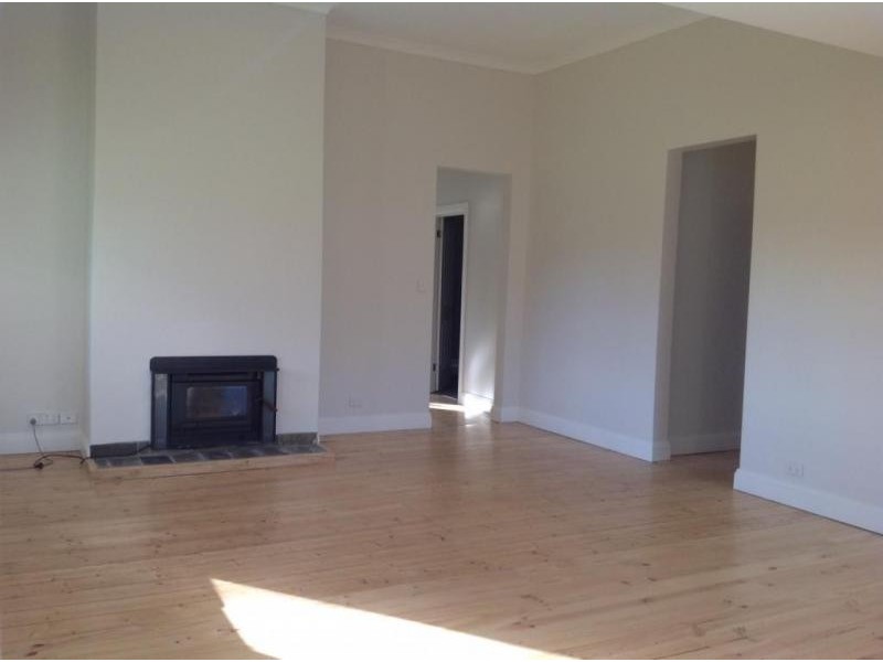 42 Farnham Road, Healesville VIC 3777