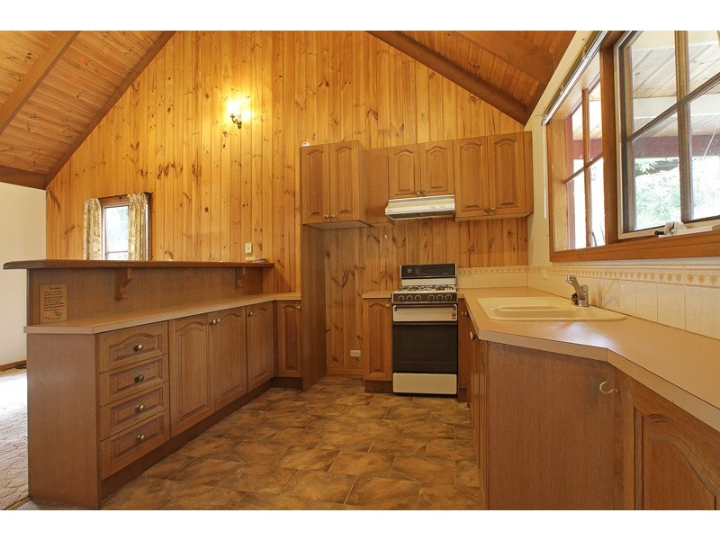 31 Old Fernshaw Road, Healesville VIC 3777