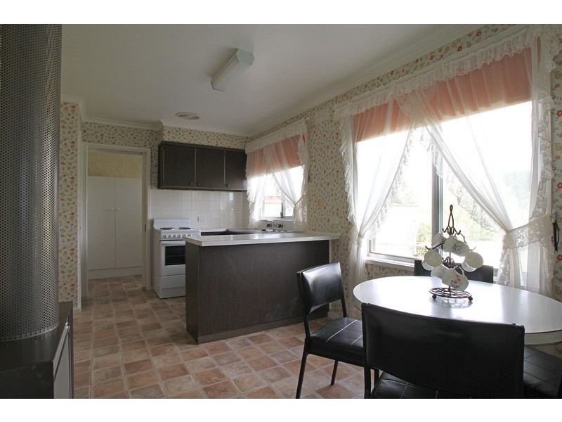 24 Westmount Road, Healesville VIC 3777