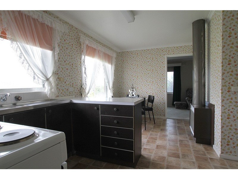 24 Westmount Road, Healesville VIC 3777