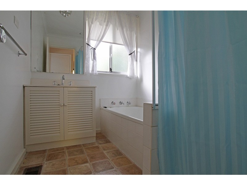 24 Westmount Road, Healesville VIC 3777