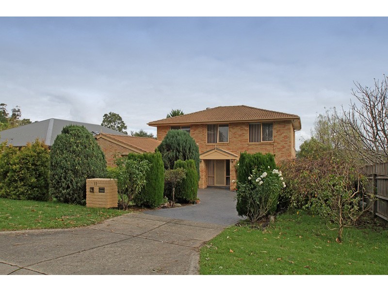 11 Steel Street, Healesville VIC 3777