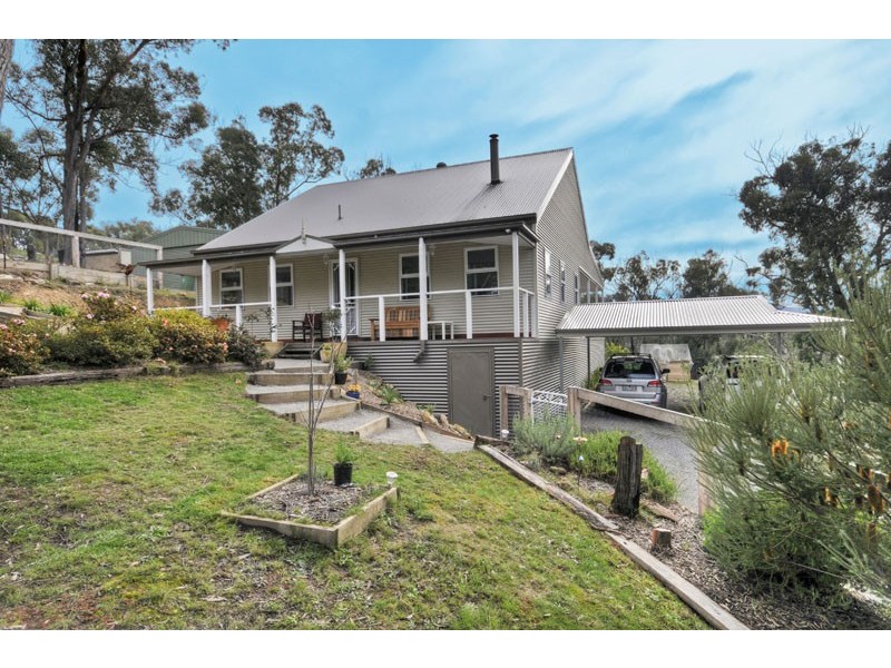 58 Arthurs Road, Chum Creek VIC 3777