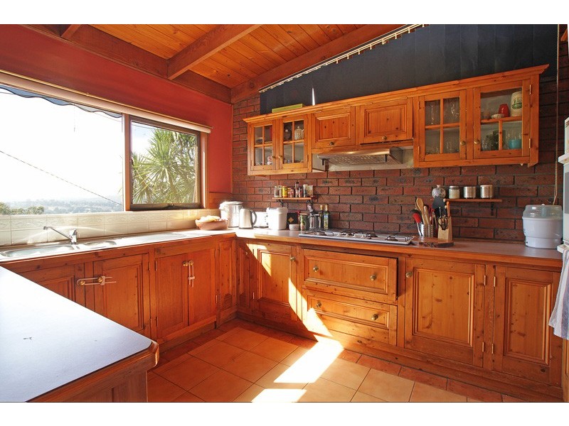 4 Hazel Crescent, Healesville VIC 3777