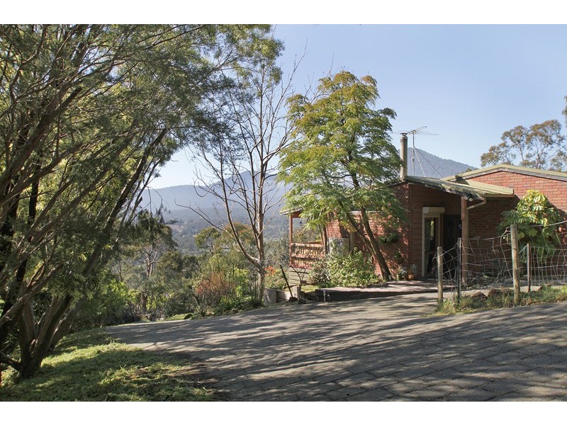 4 Hazel Crescent, Healesville VIC 3777