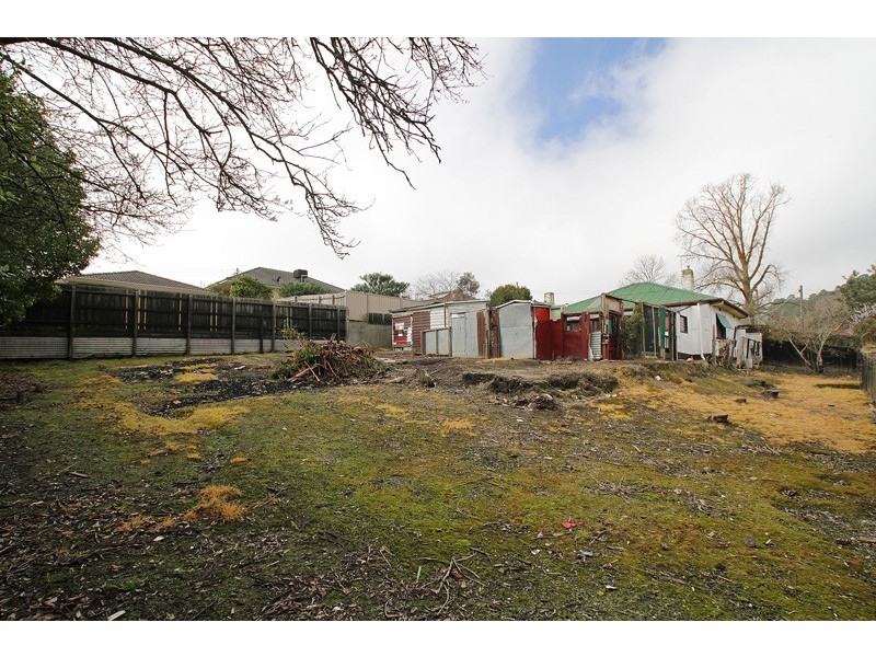 11 Blannin Street, Healesville VIC 3777