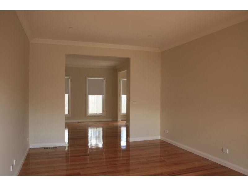 2/6 Smith Street, Healesville VIC 3777