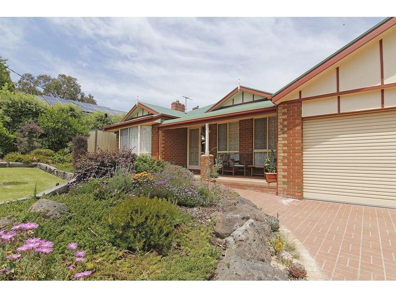 25 Steel Street, Healesville VIC 3777