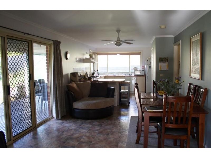 15 Currawong Road, Healesville VIC 3777